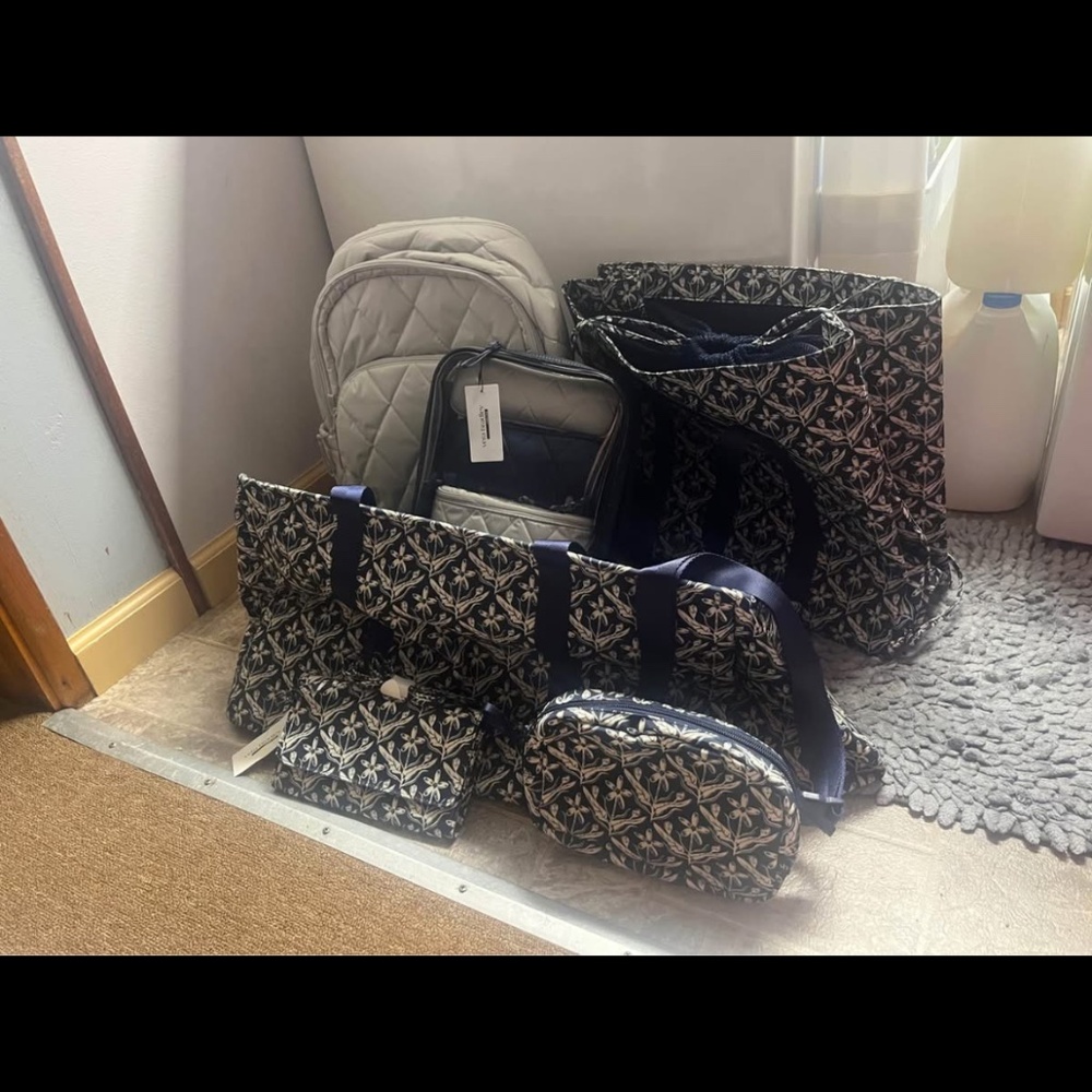 Vera Bradley 9 piece set